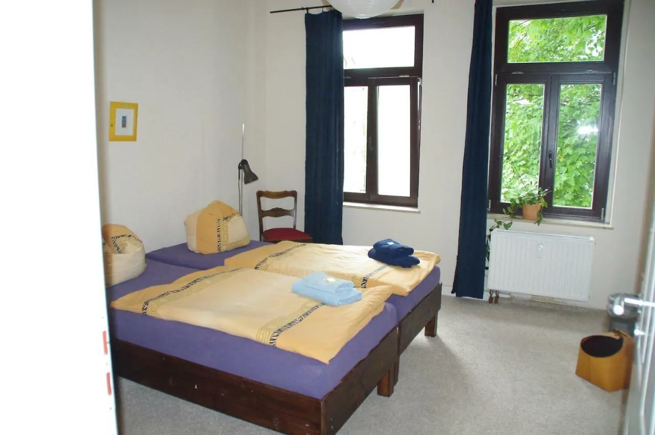 Clara Haus Leipzig-Schleussig Hotel 0*, Leipzig